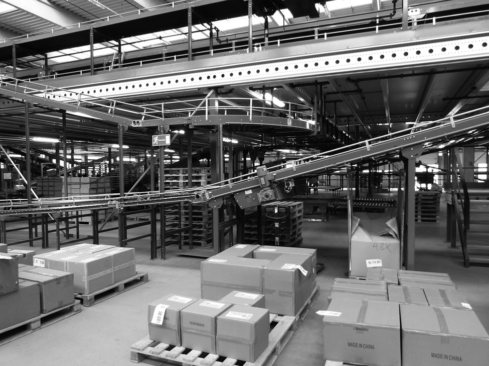Supply_Chain-BW